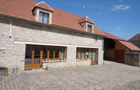 Chambre d'h&ocirc;tes n&deg;G171 Auger-Saint-Vincent - Oise - accueil et entr&eacute;e des chambres d'h&ocirc;tes