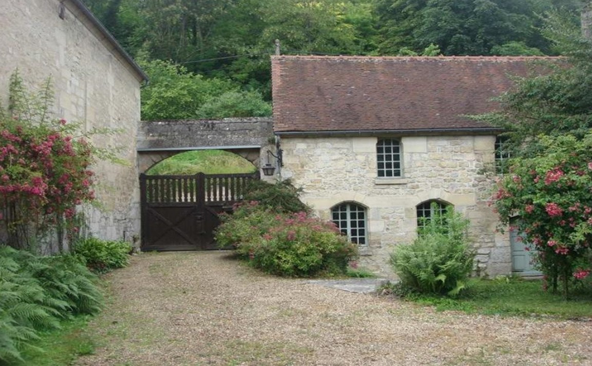 photo 0