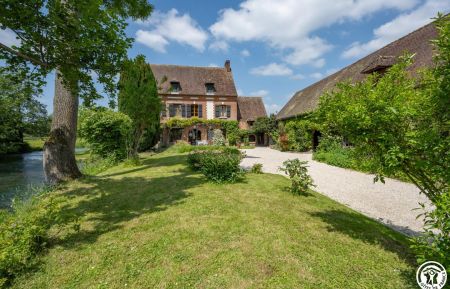 G&icirc;te n&deg;G602311 Bonni&egrave;res - Oise - Ancien moulin en bords de rivi&egrave;re