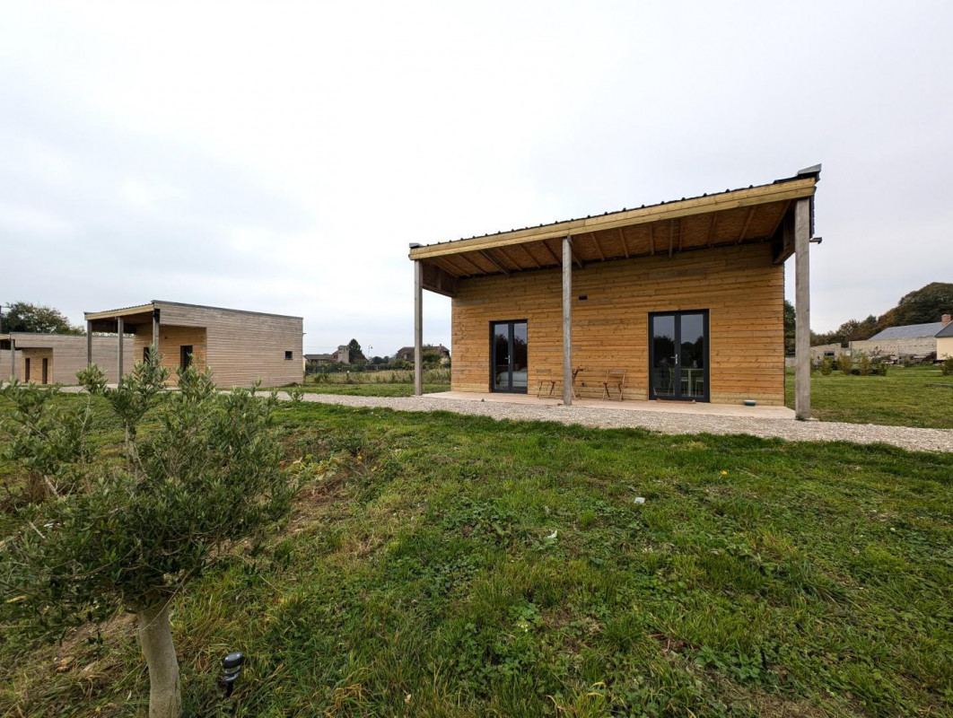 photo 0